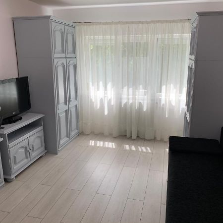 Apartament Regim Hotelier Орадеа Екстериор снимка