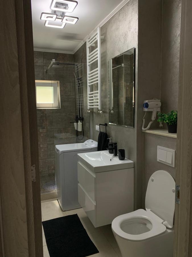 Apartament Regim Hotelier Орадеа Екстериор снимка